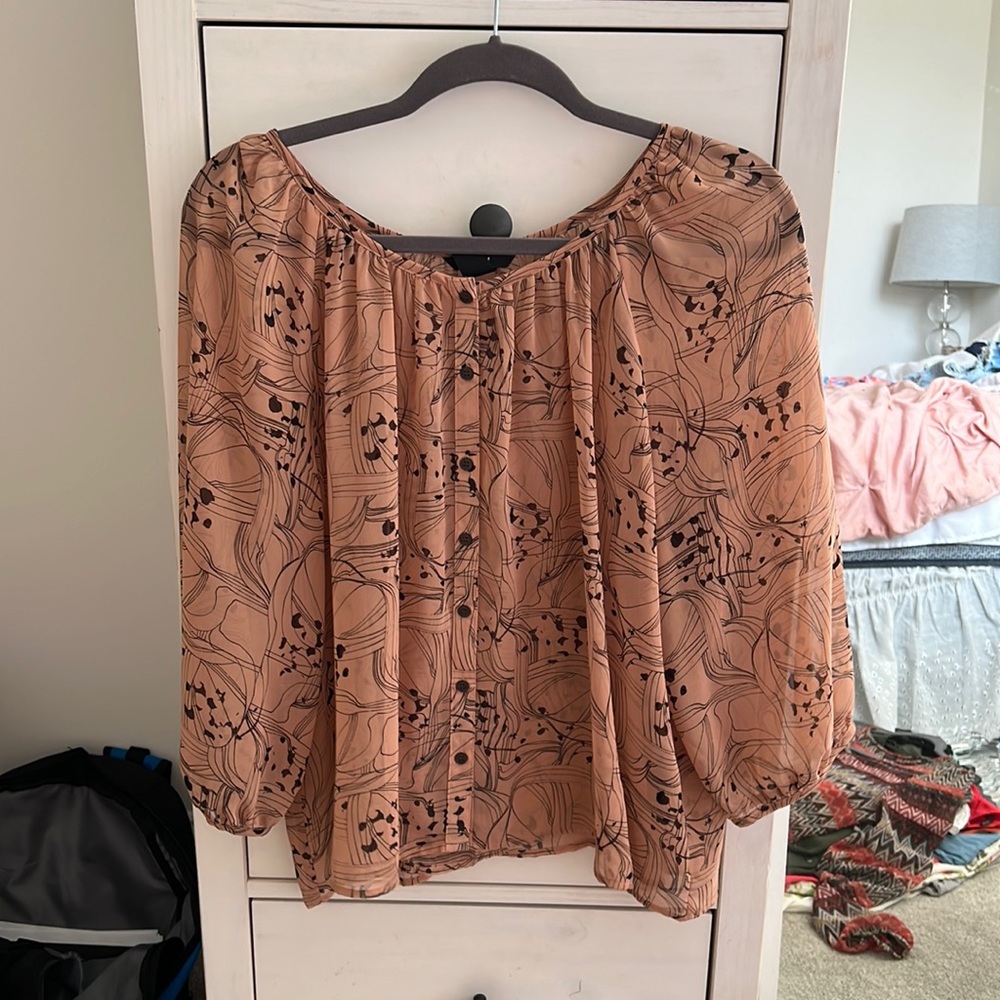Black and Tan blouse